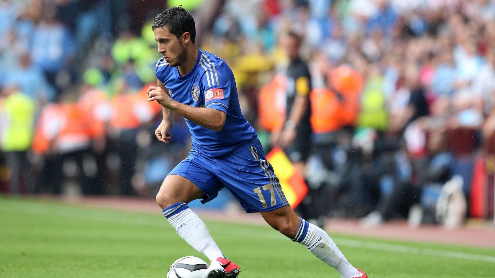 历史上的第一人：首次夺冠的瞬间，第一位冠军