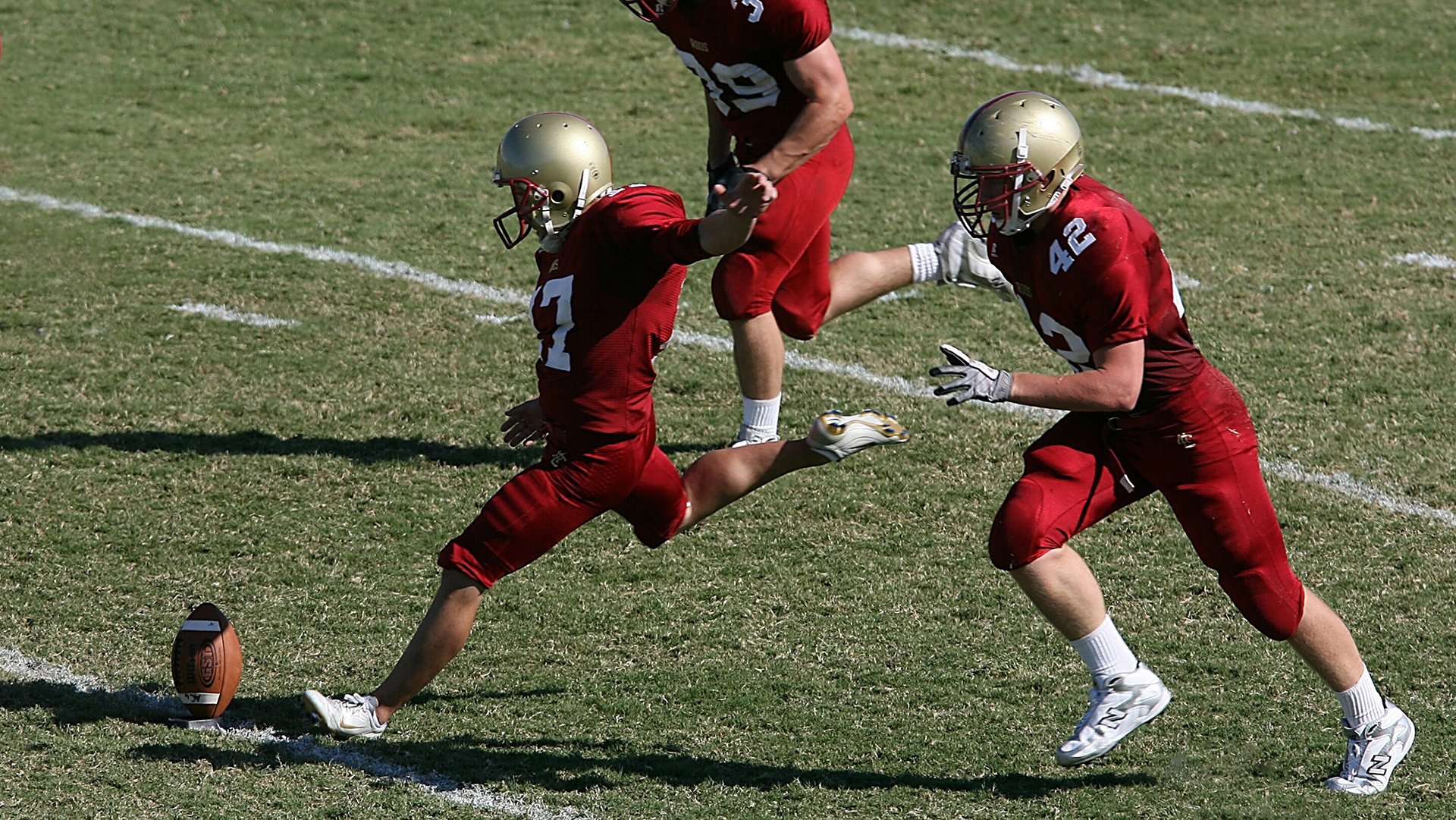 车手独家访谈:比赛中的秘密武器,采访赛车手常问问题